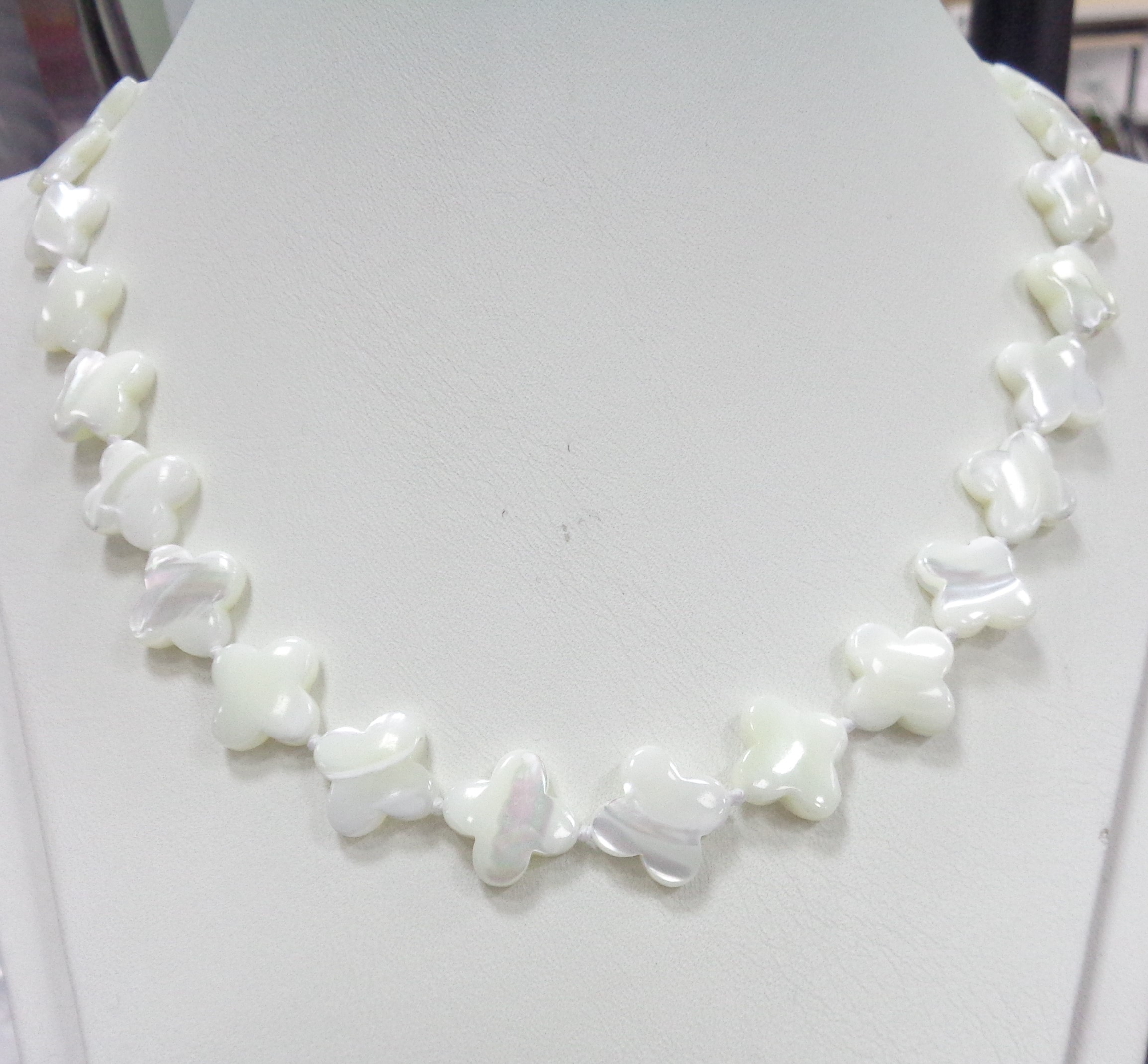 11592-000020 Бусы (Прочее)